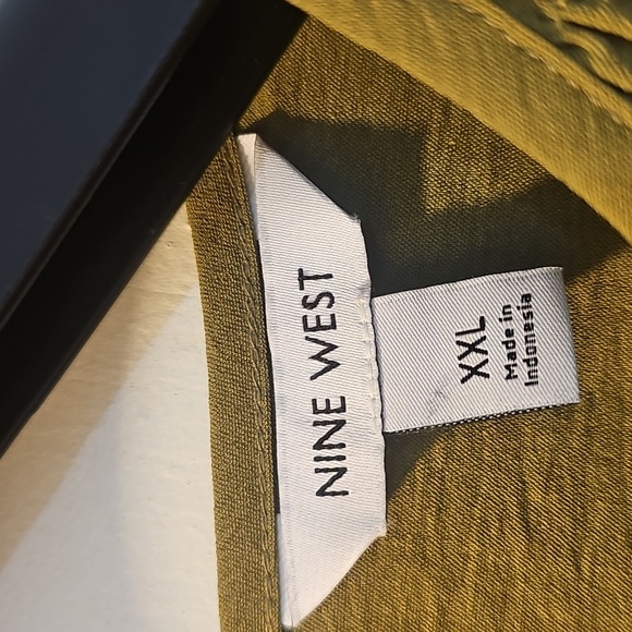 Nine West Blouse - Picture 3 of 4